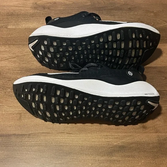 NWOT Women’s Nike React X Infinity Run 4 - Picture 4 of 7